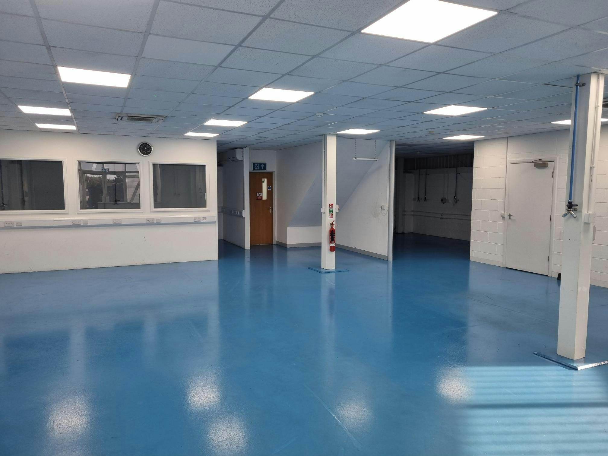 Office in Poole - photo 2