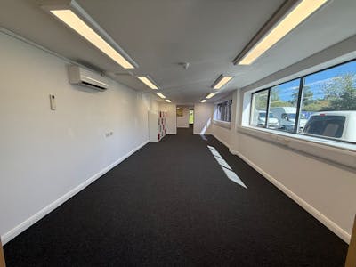 Building 3, Highbridge Estate, Colden Common, Office To Let - WhatsApp Image 20250922 at 161349 3.jpeg