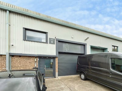 8 Victory Close, Wickford, Industrial To Let - 2f80cef8-WhatsApp 20Image 202026-05-07 20at 2010.26.13.jpeg