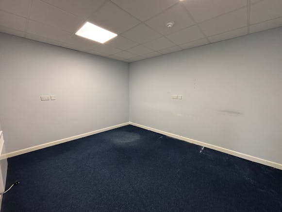 Unit 7, Brickfields Business Park, Woolpit, Office To Let - IMG_5208.JPG