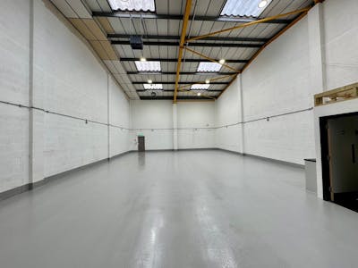 Unit 14, London, Warehouse To Let - Unit 14 Capitol Industrial Park NW9 5.jpg