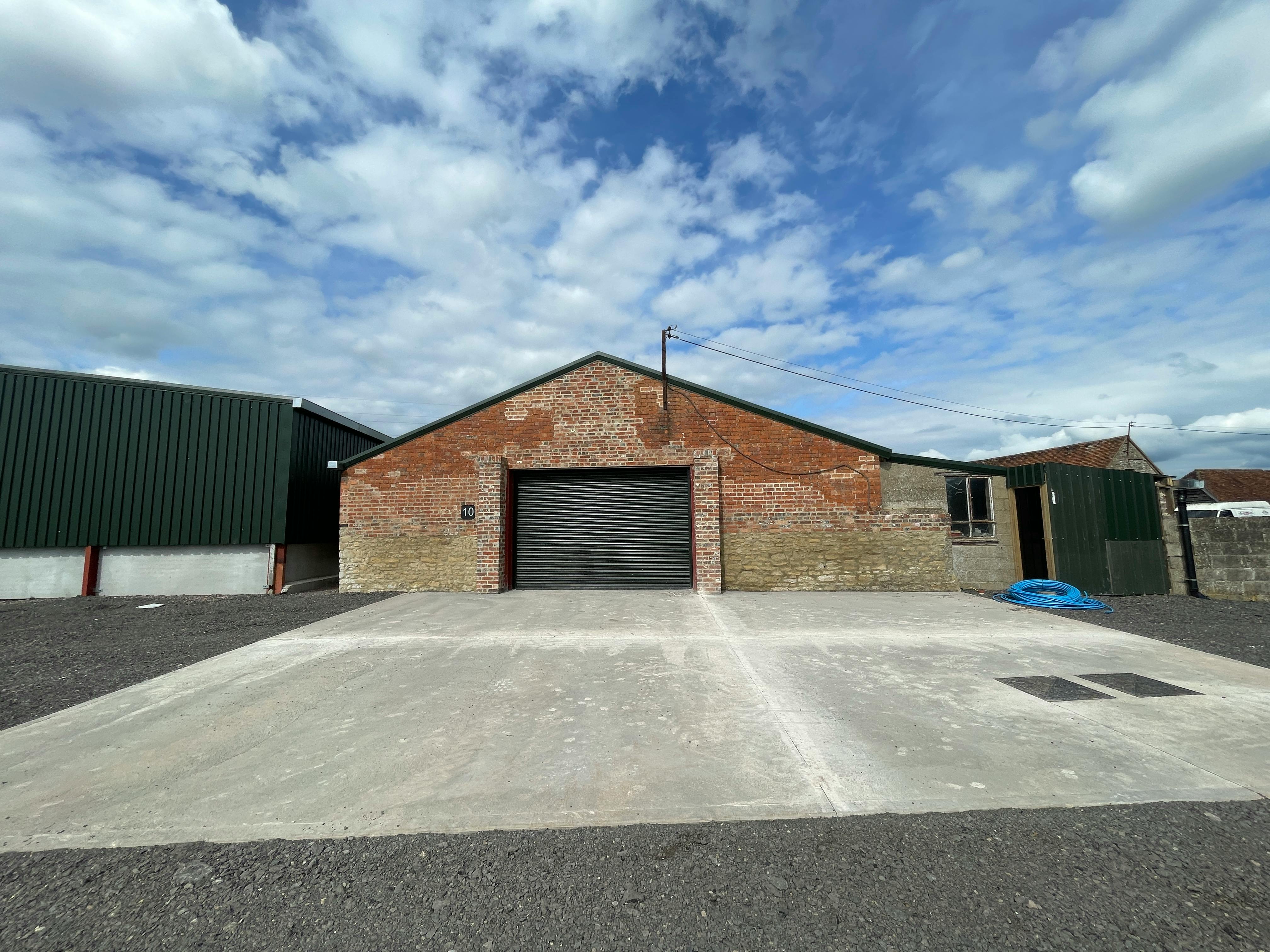 Unit 10 Harlesford Farm, Tetsworth, Industrial To Let - IMG_5849.JPG