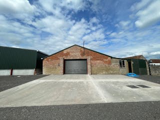 Unit 10 Harlesford Farm, Tetsworth, Industrial To Let - IMG_5849.JPG