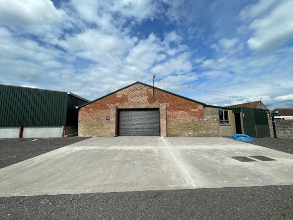 Unit 10 Harlesford Farm, Tetsworth, Industrial To Let - IMG_5849.JPG