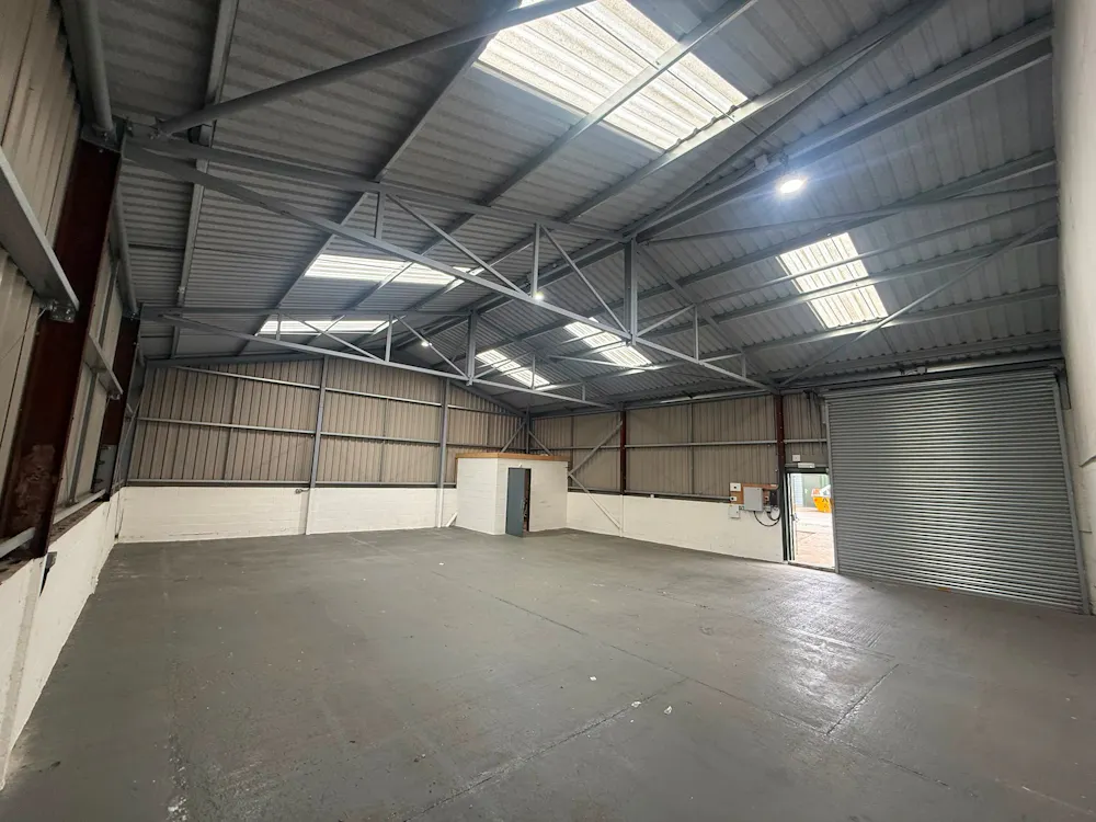 Unit 1, Rixton Industrial Estate - 3.jpg