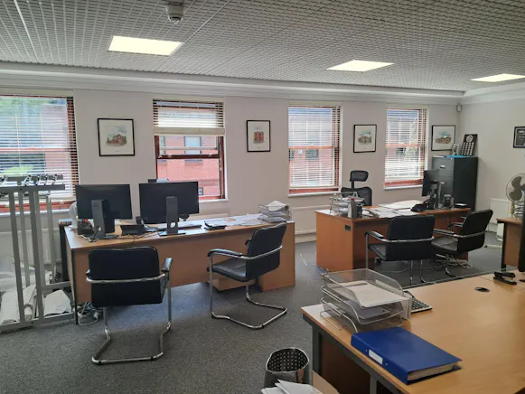 First Floor, 4 Cheapside Court, Ascot, Offices To Let - 1000001937.jpg