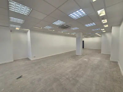 4 Warren Street, Stockport, Retail To Let - 20260909_161442.jpg
