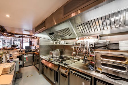 8 Artillery Passage, London, Leisure For Sale - Artillery Psg 8  Low Res 11.jpg