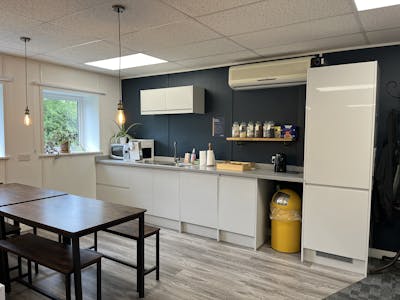 First Floor Offices, 2D Station Yard, Thame, E (Commercial / Business / Service) / Office To Let - IMG_2816.JPG