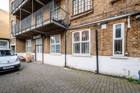 Unit 6 Feather Mews - 91-99 Fieldgate Street, London, Office To Let - Fieldgate St 99 U6  Low Res 11.jpg