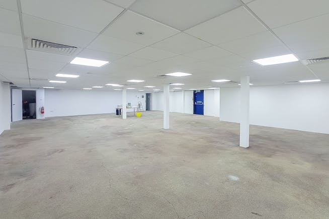 Unit 7 Space Business Park, Park Royal, Industrial / Warehouse To Let - 7.jpg