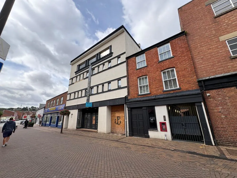 60-62 Broad Street, Banbury, Office / Retail To Let / For Sale - IMG_3557.jpg