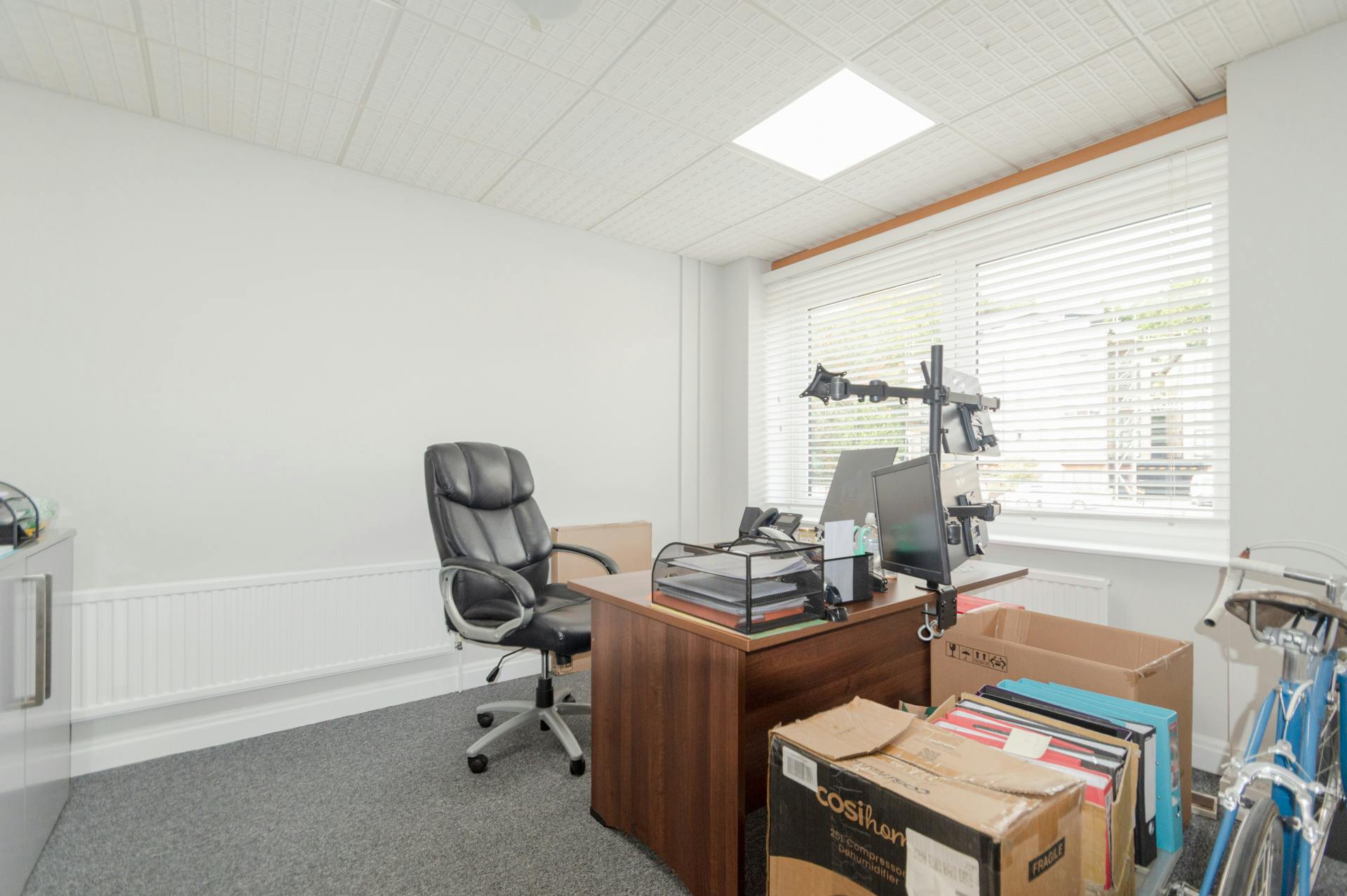 Office in Bournemouth - photo 2