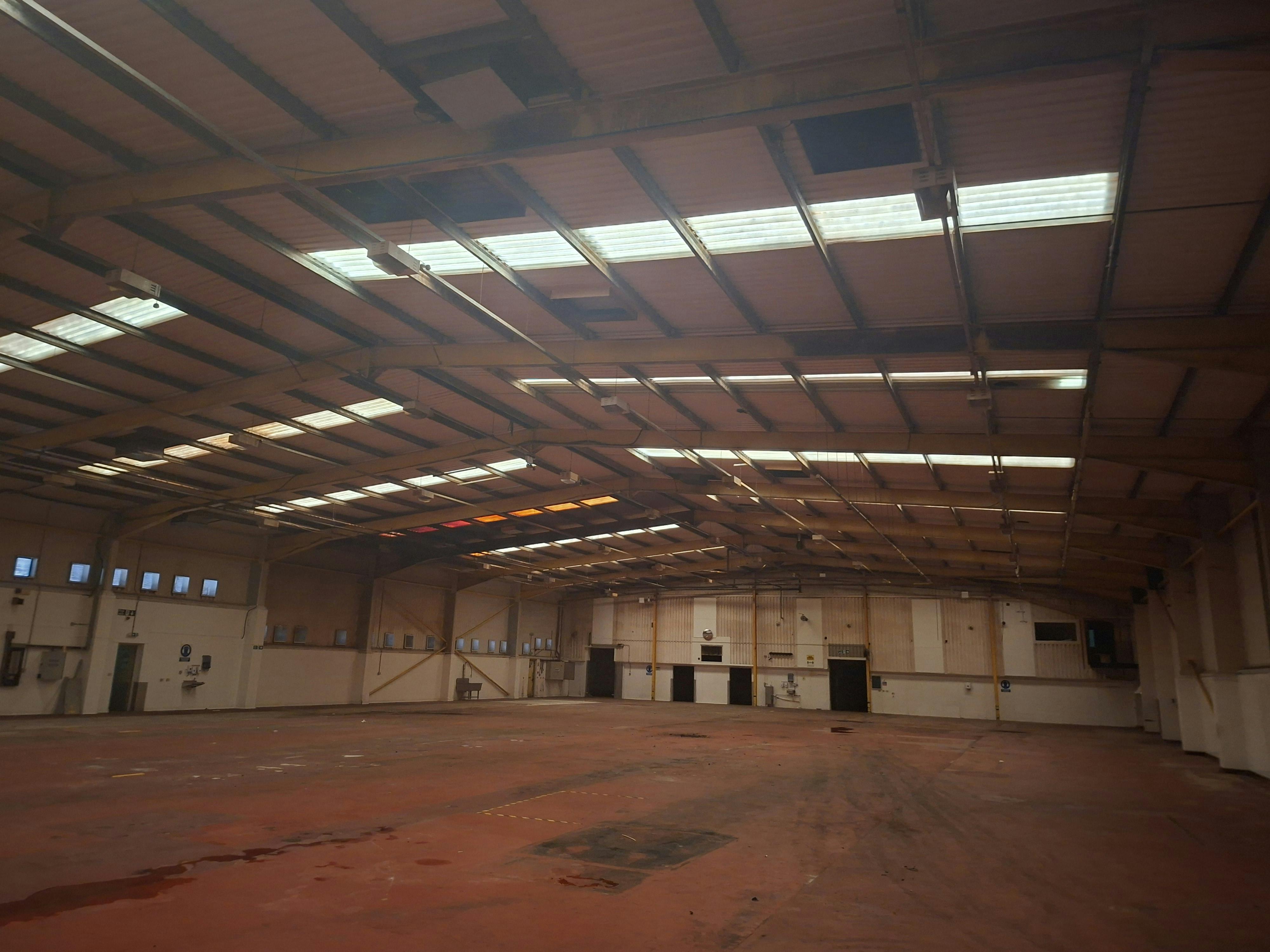 Industrial Unit in Doncaster - photo 3