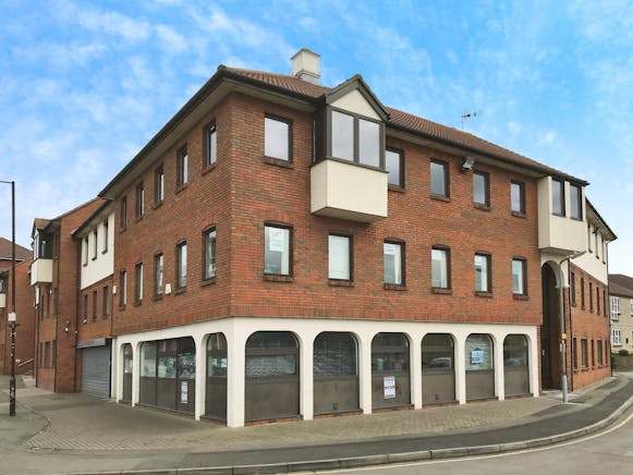 Riverside House, Wickford, Office To Let - b8987785IMG_1726.jpg