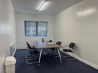 Unit C, BUILDING 4000, Westcott Venture Park, Aylesbury, Industrial To Let - IMG_3502.JPG