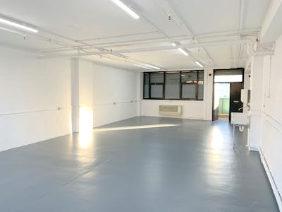 Regent Studios, Unit 54, London, Office To Let - IMG1553.jpg