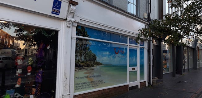 35 High Street, Alton, Retail To Let - Image 1