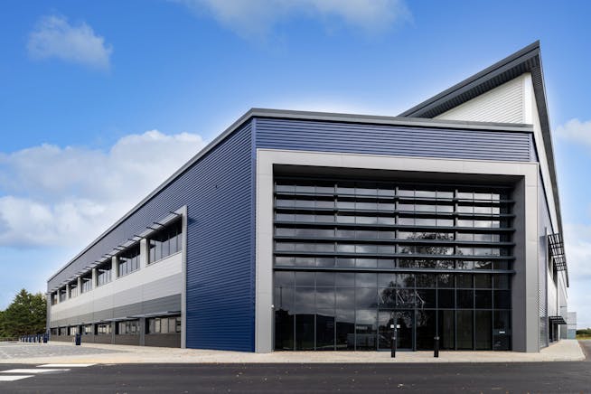 Panattoni Park Crawley, Fleming Way, Crawley, Warehouse & Industrial To Let - Eighty_PanPC_20251016_0549.jpg