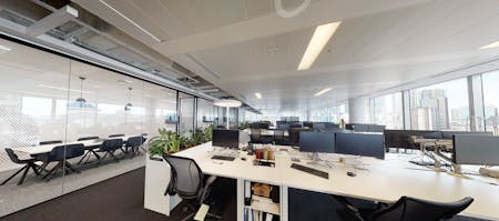 Aldgate Tower, London, Office To Let - Open plan desks