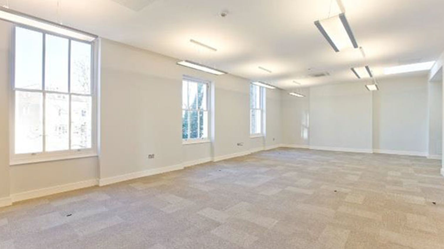 Tower House, 226 Cromwell Road, Kensington, Office To Let - TowerHouse 226 Cromwell Road Kensington SW5 Office for rent West London INT  pic.jpg