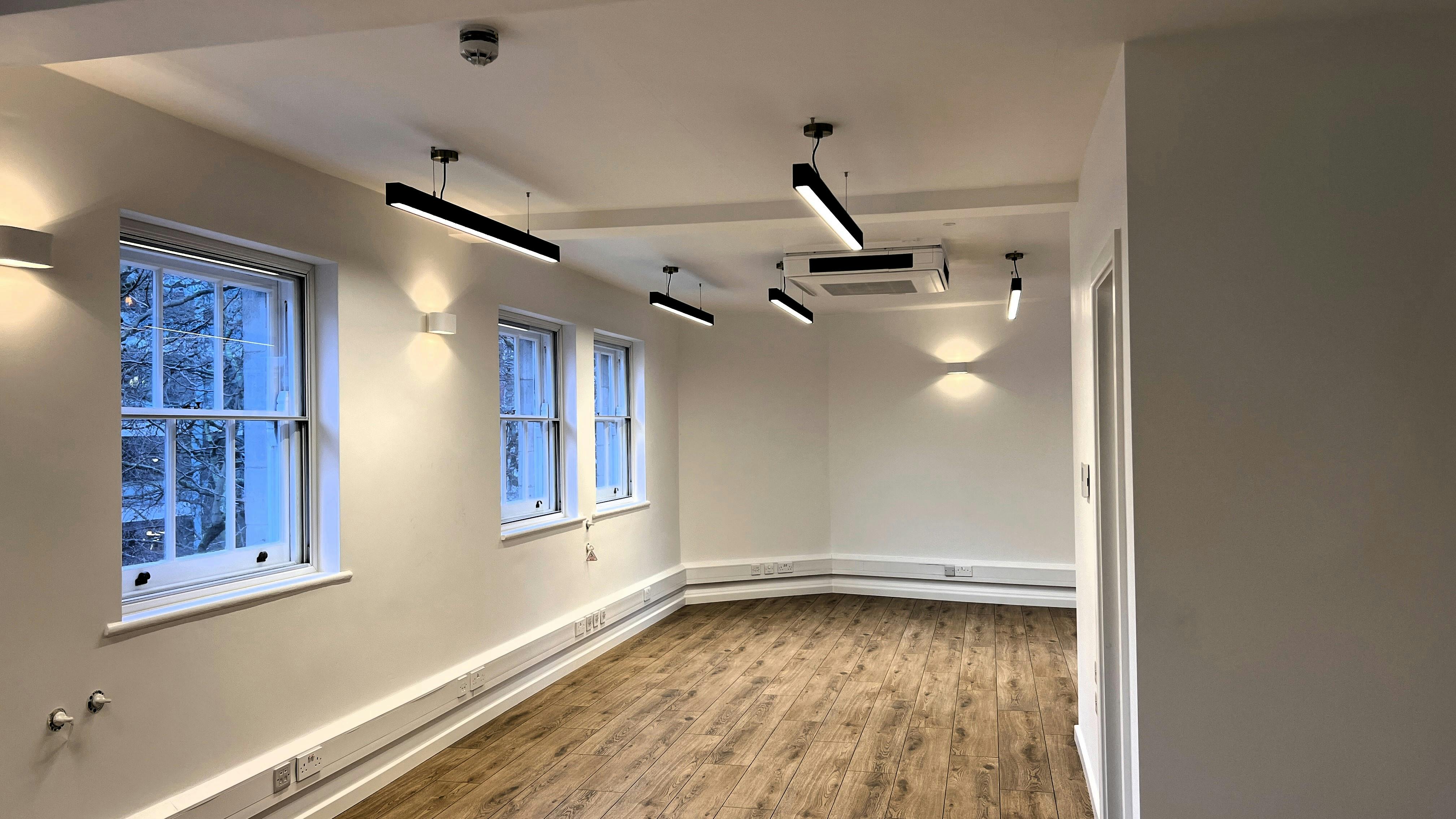 3rd floor, 84 Kingsway, London, Offices To Let - 84 Kingsway London WC2B 6AE  3rd floor interior 2.JPEG