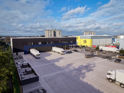Progress Park, Progress Way, Enfield, Distribution Warehouse / Industrial To Let - 1482 Progress Way Cam06.jpg