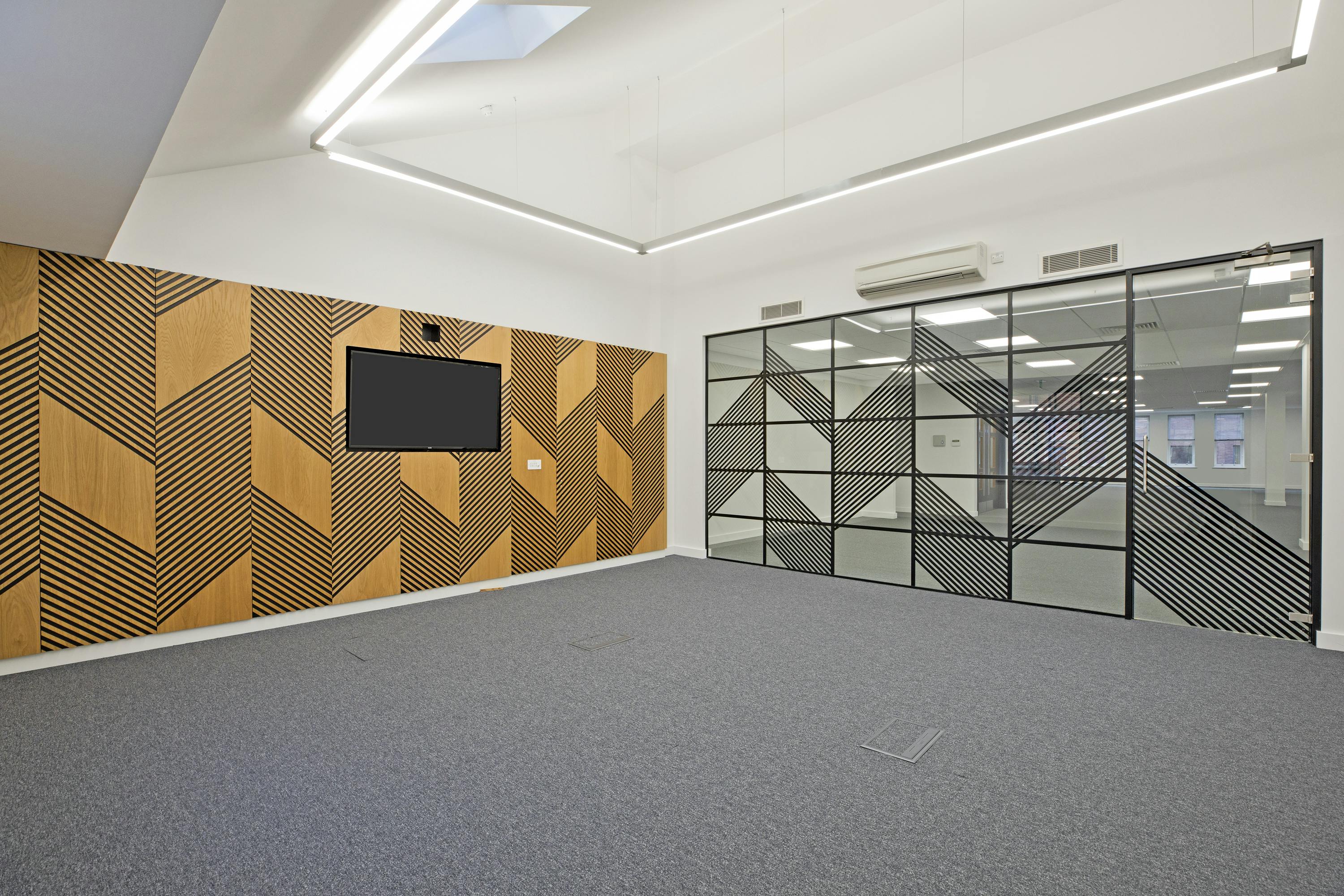 17-19 York Place, Leeds, Offices To Let - IMG_2083.jpg