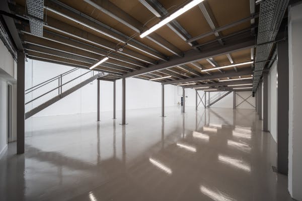 Industrial Unit in Poplar - photo 4