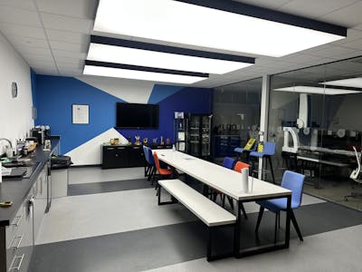 Unit 4, Warwick, Industrial/Logistics To Let / For Sale - IMG_5158.JPG