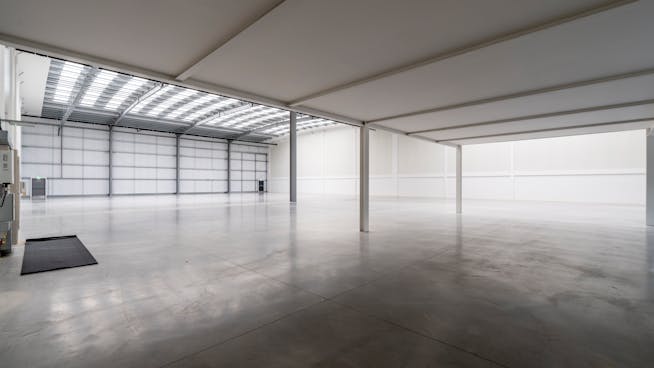 Radius Park, Basingstoke, Industrial / Warehouse To Let - RADIUS_Interior_1.jpg
