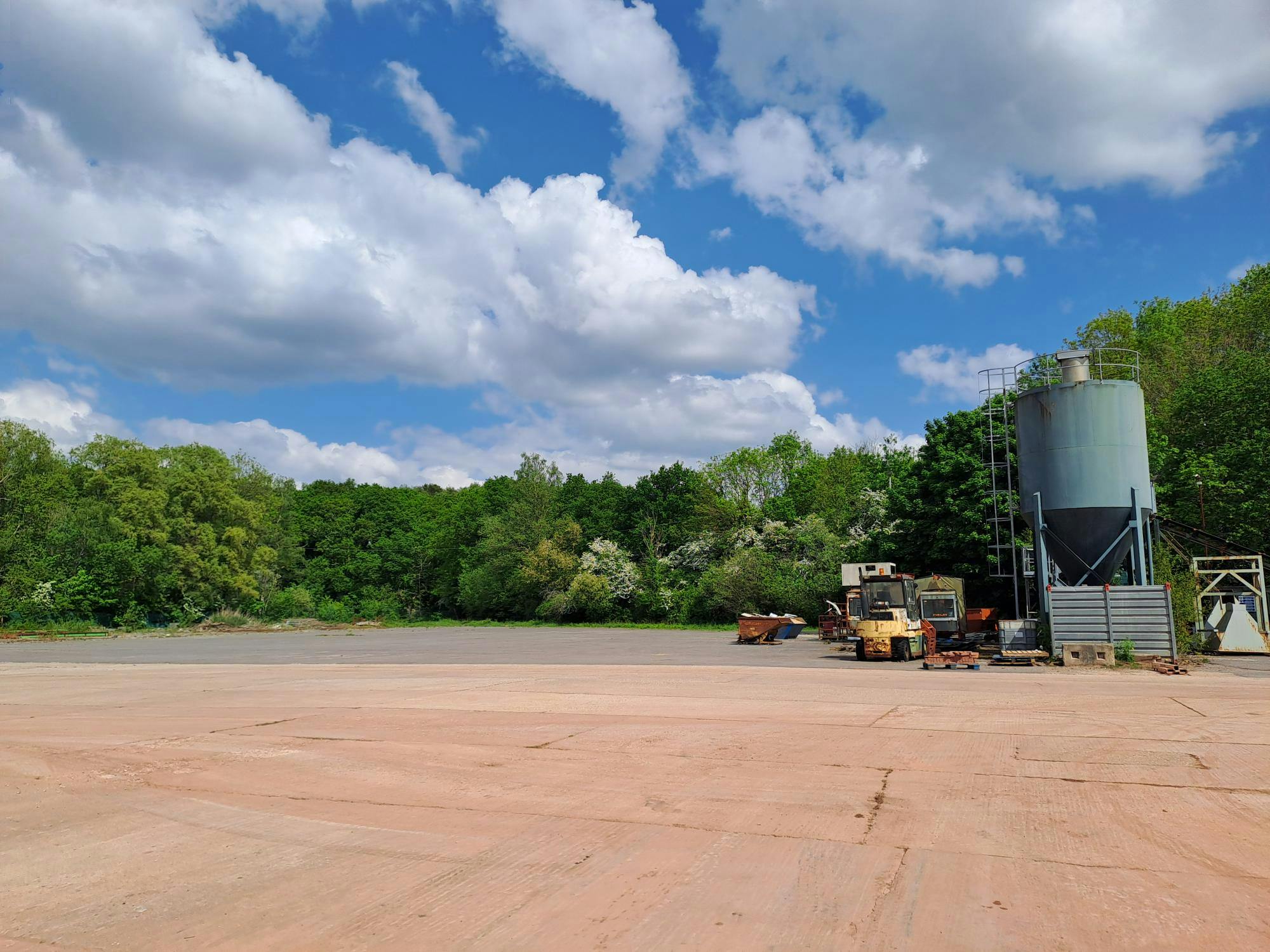 Industrial Unit in Storrington - photo 2