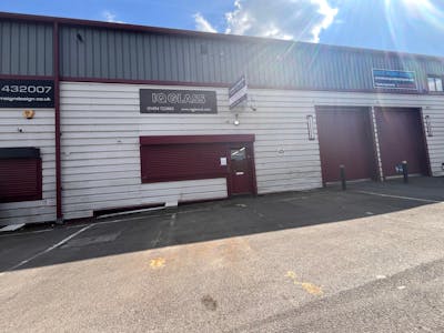 Unit 10 The Business Centre Corinium Industrial Estate, Amersham,, Industrial / Workshops To Let - WhatsApp Image 20250714 at 111744_9b79a99c.jpg