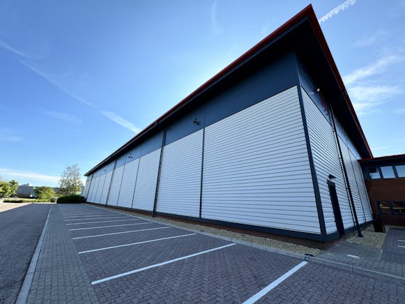 Aero 40, Farnborough, Industrial / Warehouse To Let - IMG_1199.jpeg