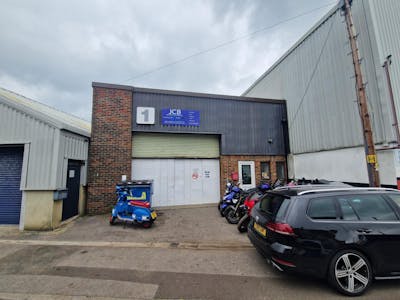 1 Palmers Road Industrial Estate, Emsworth, Industrial / Motortrade / Warehouse To Let - 20240522_105402.jpg