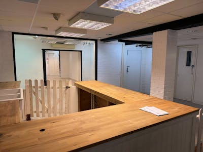 Lyndum House, Petersfield, Retail To Let - Photo 23-12-2025, 15 21 28.jpg