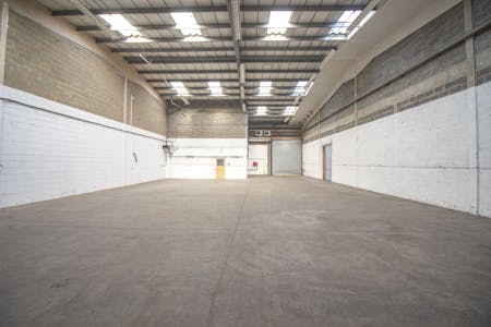 Units 14 & 15 Saxon Way Trading Centre, Saxon Way, West Drayton, Industrial / Warehouse To Let - Unit 15 warehouse (to be refurbished)