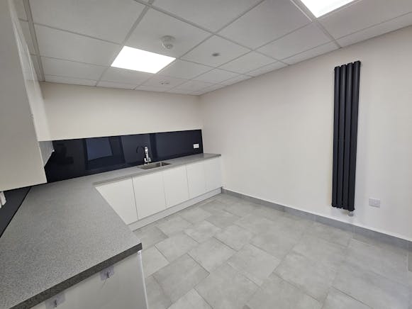 Digital House, Stourport Road, Kidderminster, Office To Let - 20260122_115503.jpg