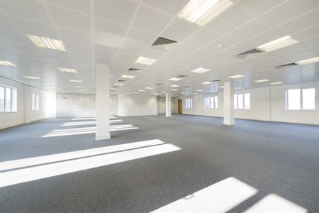 Chiswick Gate, Chiswick, London, Office To Let - 010_Property (1).jpg