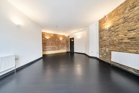 Canonbury Yard Canonbury Business Centre, London, Office To Let - 1483911-2-6a3e69afdd5a5.jpg