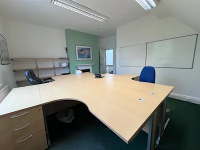6 Victoria Avenue, Harrogate, Office To Let - Second Floor Office