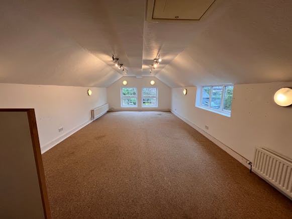 10A Weston Road, Aylesbury, Development / Investment / Offices / Retail For Sale - Image (5).jpg