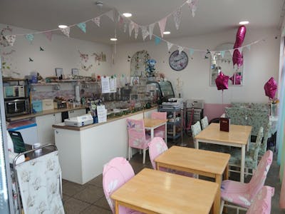 Langton's Courtyard, Langtons House, Hornchurch, Class E Retail / Leisure To Let - Internal.jpg
