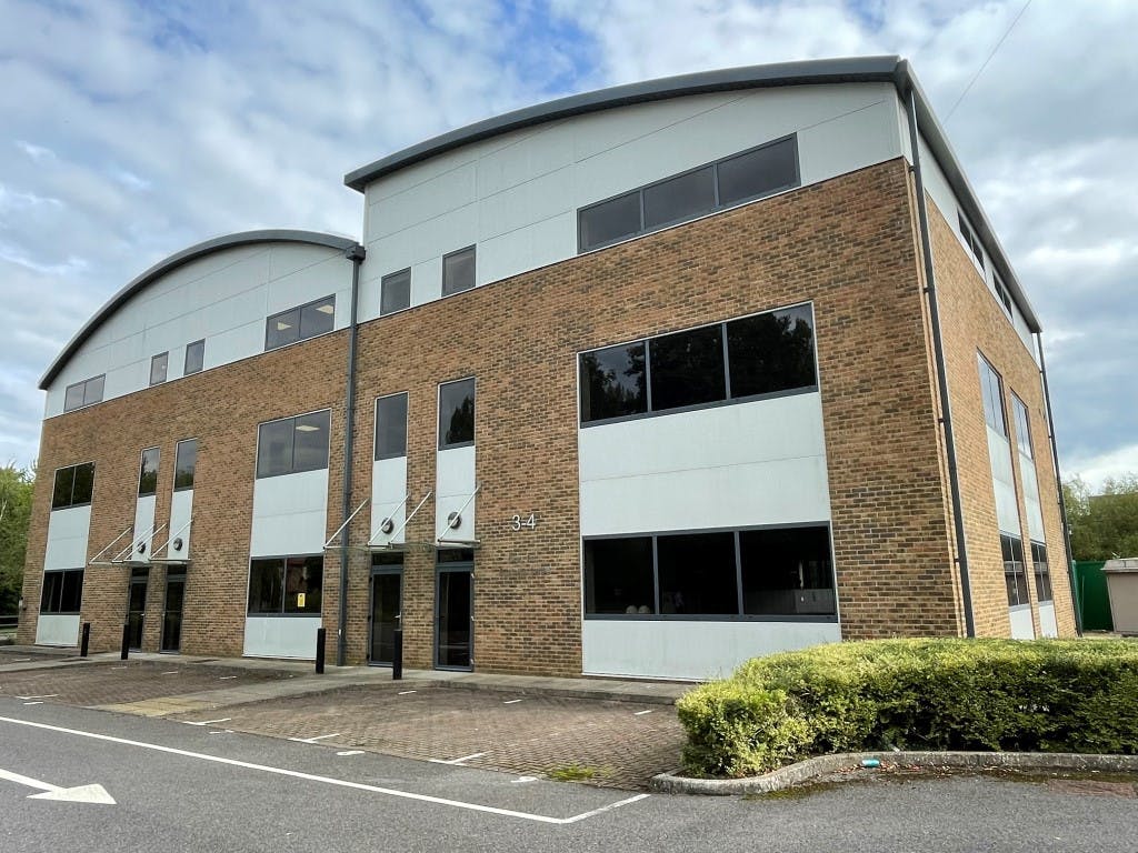 The Courtyard, High Wycombe, Offices To Let - Units 1  4 Side view.jpg