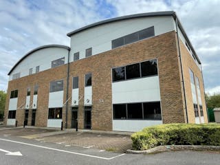 The Courtyard, High Wycombe, Offices To Let - Units 1  4 Side view.jpg