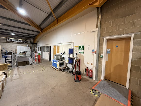 Unit 7 Flanders Industrial Park, Southampton, Industrial To Let - IMG_4576.JPEG