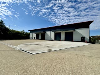Aero 40, Farnborough, Industrial / Warehouse To Let - IMG_1186.jpeg