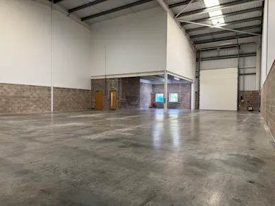 Unit 6, Langley Park, Langley, Industrial/Logistics / Industrial / Warehouse To Let - IMG_3328.JPG