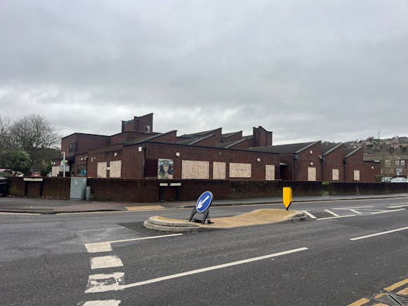 Oakridge Centre, High Wycombe, Development / Offices For Sale - IMG_5329.JPG