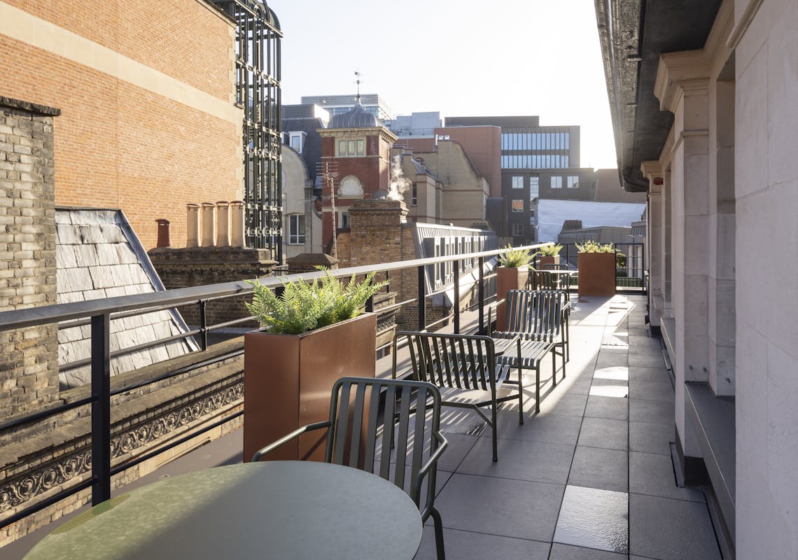 MC4262-7127-HR.jpg 18 Holborn, London, Office To Let - MC4262-7127-HR.jpg